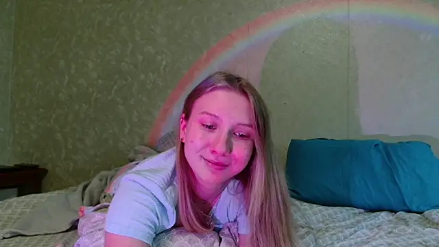 Snapshot of you_cant_forget chatting on 10-16-25, 02:07 you cant forget online show from 10-16-25, 02:07