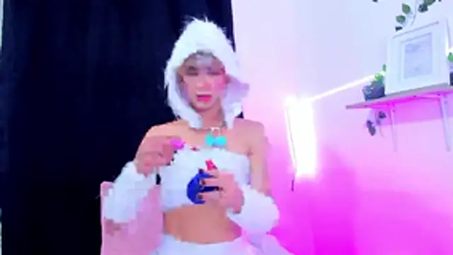 Cooperrosscute233 online show from 10-24-25, 01:46