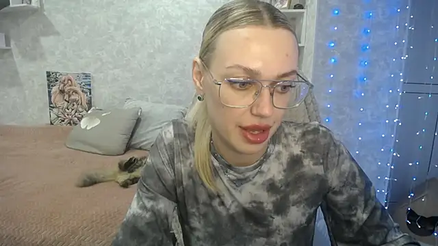 Snapshot of NickyAdamidi chatting on 09-26-25, 04:11 NickyAdamidi online show from 09-26-25, 04:11