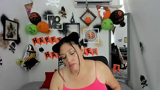 tatiana sofiaa online show from 10-28-25, 02:20