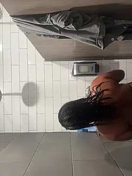 reinagotthroat online show from 02-03-26, 12:32