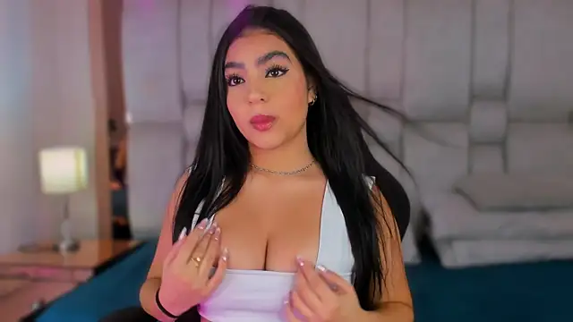 Snapshot of BelaCox_ chatting on 09-24-25, 11:57 BelaCox online show from 09-24-25, 11:57