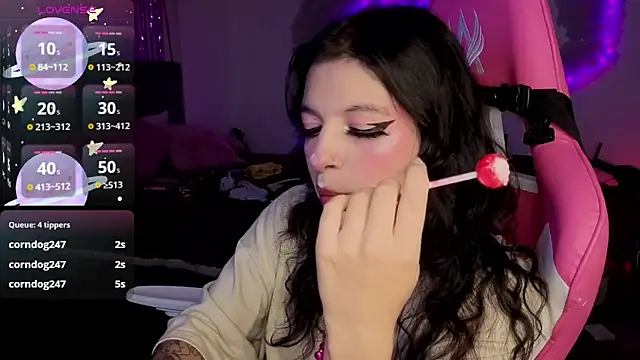 larah uwu online show from 03-24-26, 08:58