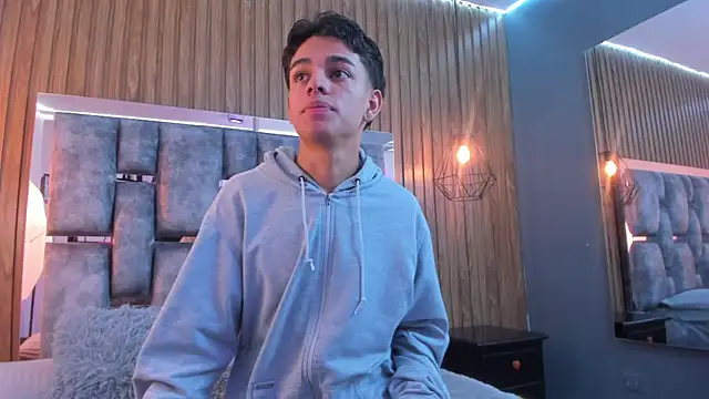 owen  johnson online show from 11-26-25, 12:06