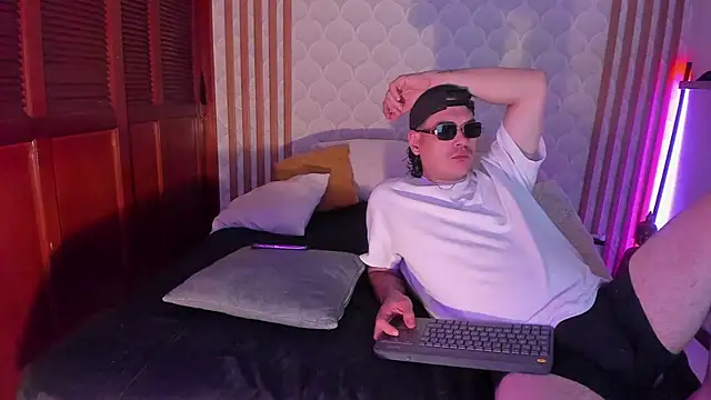 Cristian blaze online show from 01-14-26, 09:48