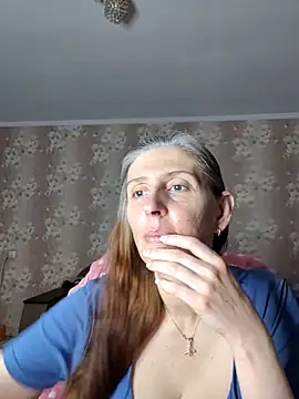CandiCole online show from 06-13-26, 02:42