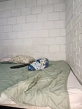 Snapshot of dulcehot_1 chatting on 09-25-25, 01:48 dulcehot 1 online show from 09-25-25, 01:48