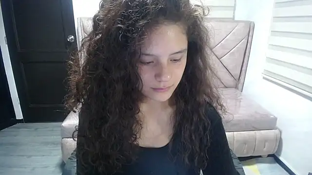 Velvet Moon V online show from 10-14-25, 01:12