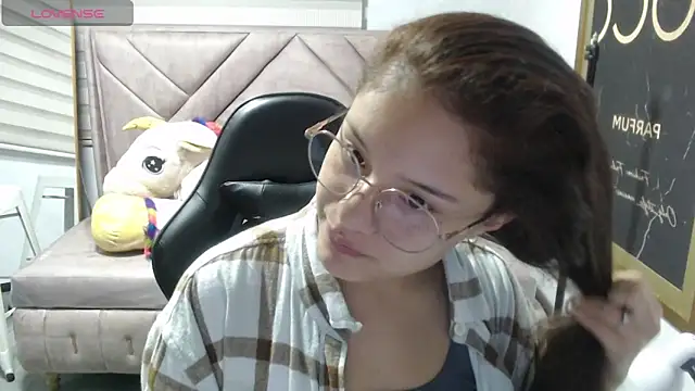 Velvet Moon V online show from 12-05-25, 01:09