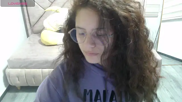 Velvet Moon V online show from 01-08-26, 01:13