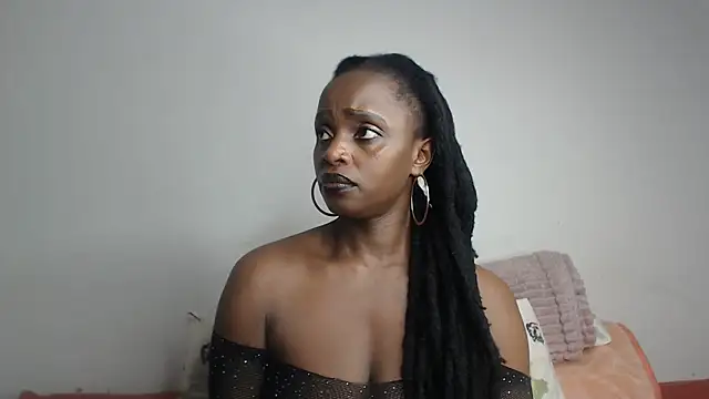 Jah-Queen online show from 07-28-26, 06:31