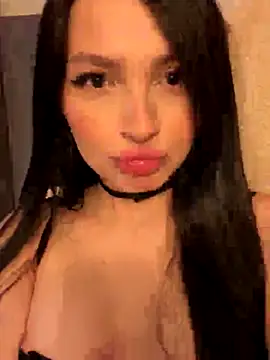 Snapshot of AlanaHurd chatting on 10-19-25, 02:50 AlanaHurd online show from 10-19-25, 02:50
