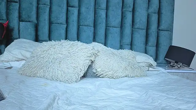 Emma Foxi online show from 03-19-26, 08:13