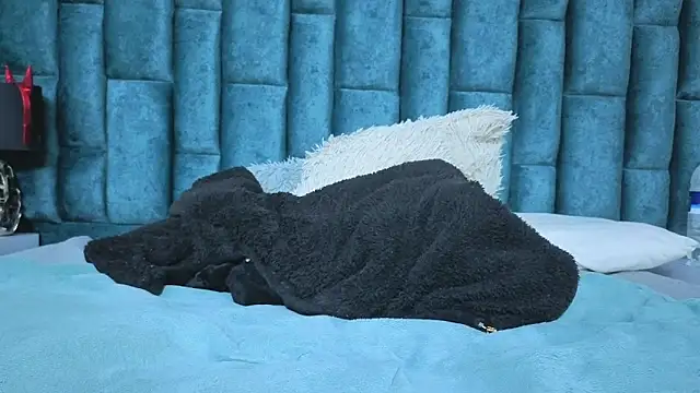 Emma Foxi online show from 04-02-26, 02:37