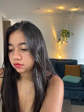 Lily June online show from 09-30-25, 10:04