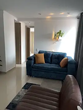 Lily June online show from 11-14-25, 07:23