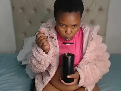 Lolly Ramochele online show from 04-13-26, 10:15