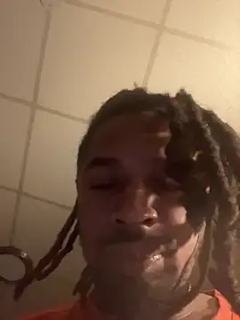 Snapshot of PittsburghKing chatting on 12-19-25, 12:23 PittsburghKing online show from 12-19-25, 12:23