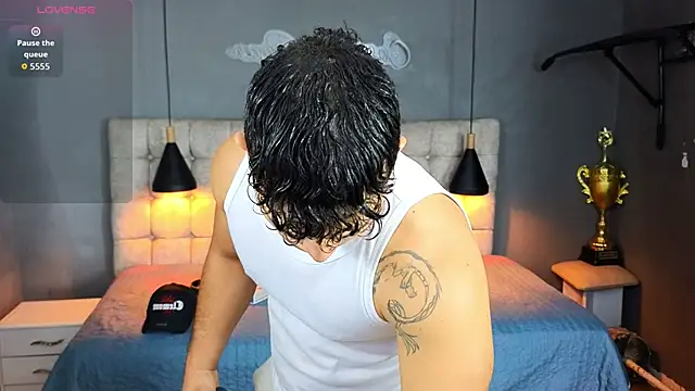Horny nick18 online show from 10-18-25, 12:06