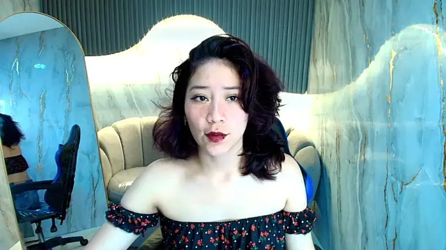 valentina r  online show from 11-26-25, 03:40