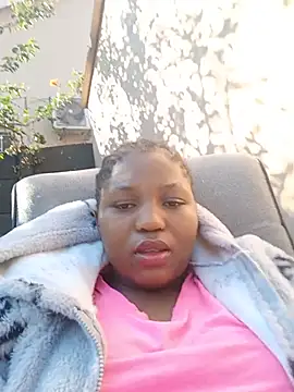 Snapshot of SweetHoney21_ chatting on 07-04-26, 07:25 SweetHoney21 online show from 07-04-26, 07:25