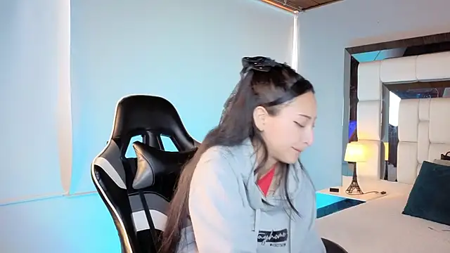 Adhara7 online show from 07-06-26, 07:38