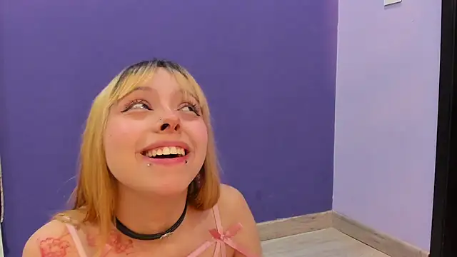 Snapshot of its_bibi chatting on 10-29-25, 01:41 its bibi online show from 10-29-25, 01:41