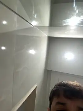 oussamaere online show from 12-21-25, 05:53