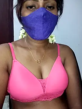 Snapshot of Tamil_kavinila chatting on 11-08-25, 03:12 Tamil kavinila online show from 11-08-25, 03:12