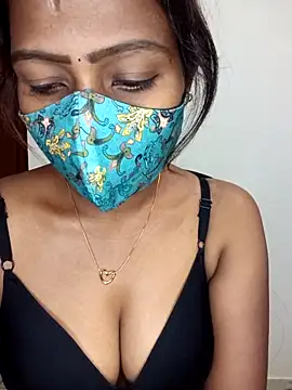 Snapshot of Tamil_kavinila chatting on 11-23-25, 10:48 Tamil kavinila online show from 11-23-25, 10:48