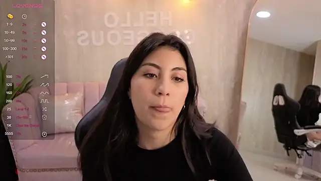 Snapshot of Zoe_Blaze_A chatting on 09-30-25, 01:27 Zoe Blaze A online show from 09-30-25, 01:27
