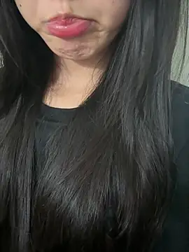 Snapshot of Desi_sara chatting on 10-01-25, 04:02 Desi sara online show from 10-01-25, 04:02
