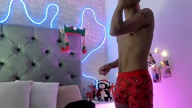 Snapshot of Lucien_Gray_ chatting on 12-05-25, 08:16 Lucien Gray online show from 12-05-25, 08:16