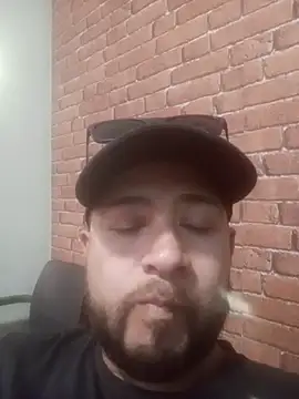 facha28 online show from 12-21-25, 06:37