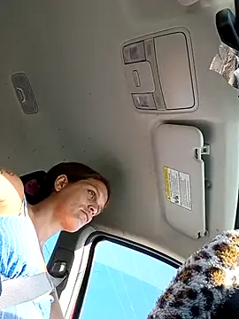 sarahkat86 online show from 01-11-26, 04:34