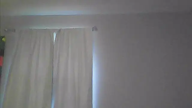 sarahkat86 online show from 05-05-26, 11:13