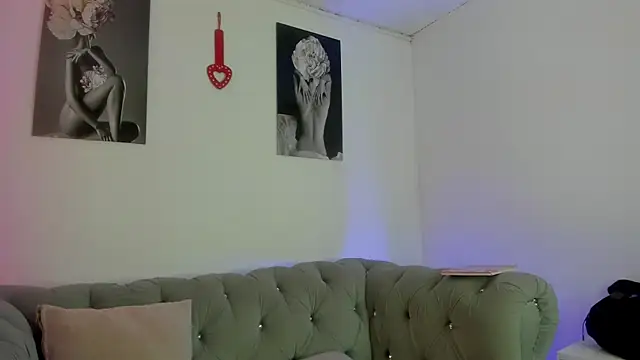 Jade rey  online show from 12-18-25, 03:12