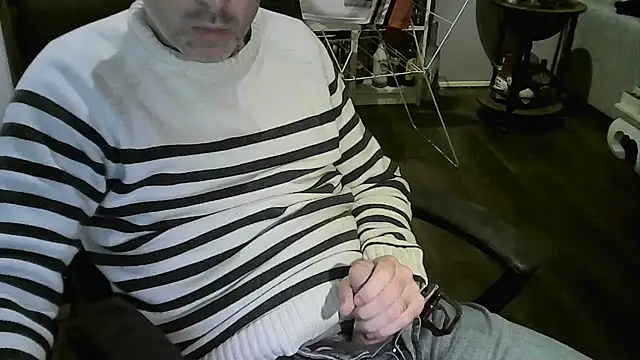 Chrisprngr online show from 10-27-25, 05:28