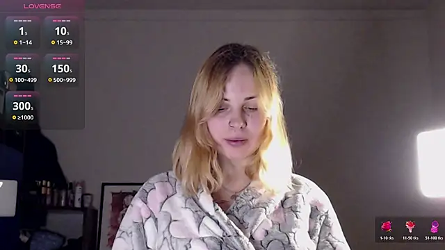 Snapshot of Alismoona chatting on 12-02-25, 12:16 Alismoona online show from 12-02-25, 12:16