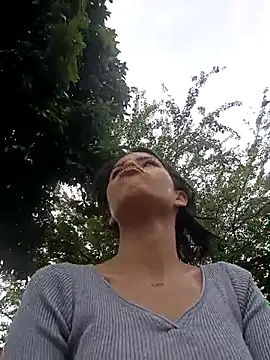 Snapshot of Mikasa-Ackerman chatting on 10-29-25, 07:15 Mikasa-Ackerman online show from 10-29-25, 07:15