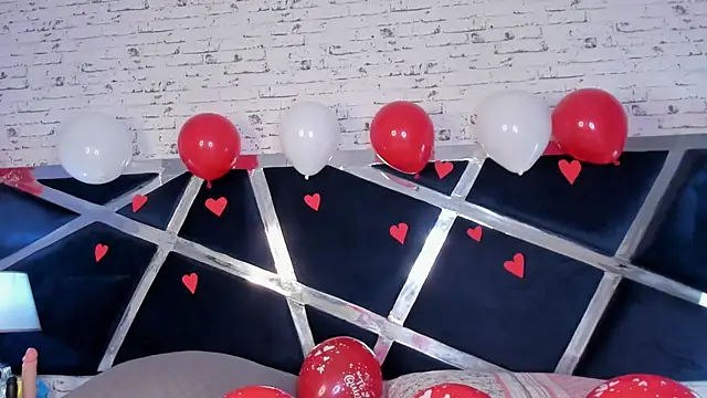 BellaSwwan online show from 09-21-25, 04:14