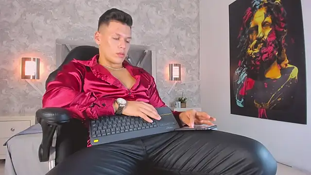 Snapshot of niklas_braun chatting on 09-25-25, 08:01 niklas braun online show from 09-25-25, 08:01