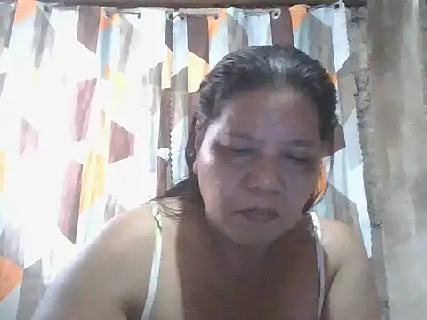 Snapshot of xxbernxxx chatting on 06-02-26, 11:51 xxbernxxx online show from 06-02-26, 11:51