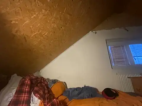 Snapshot of Salon1986 chatting on 09-26-25, 05:33 Salon1986 online show from 09-26-25, 05:33