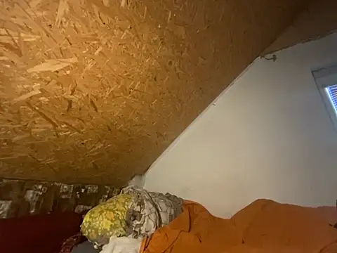 Snapshot of Salon1986 chatting on 10-08-25, 03:42 Salon1986 online show from 10-08-25, 03:42