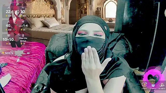 SultanaLayla online show from 10-14-25, 09:04