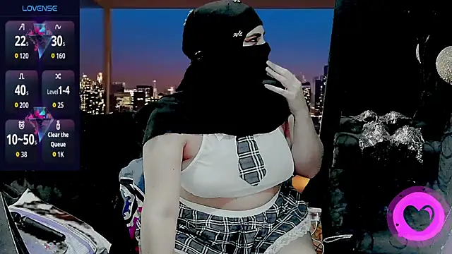 SultanaLayla online show from 11-12-25, 07:57