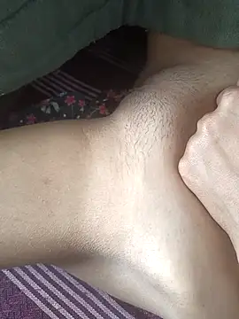 Snapshot of beststripy chatting on 02-21-26, 07:31 beststripy online show from 02-21-26, 07:31