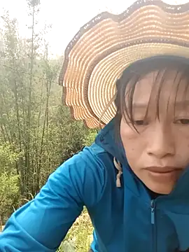 ngocngoc cute online show from 04-15-26, 03:46