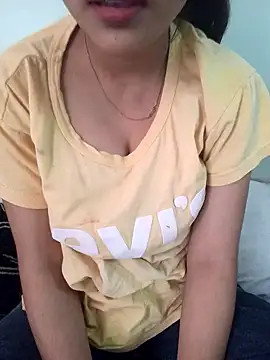 Neha Tyagi online show from 11-20-25, 05:40